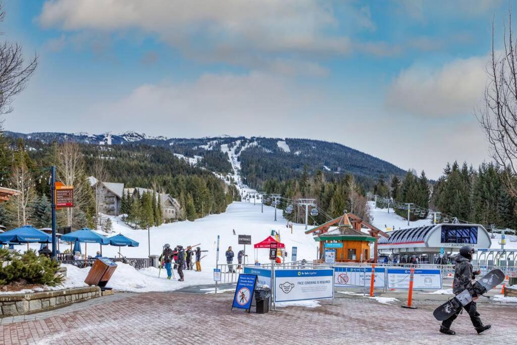 Prime Location, Ski In/Out Whistler Condo מראה חיצוני תמונה